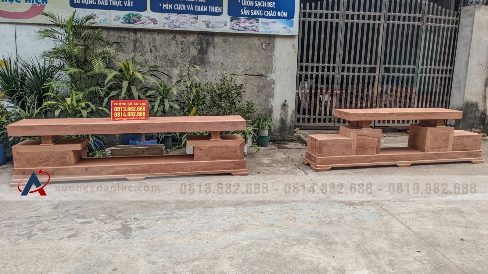 Kệ tivi nguyên khối 2 tầng 2 ngăn kéo gỗ hương đá 7 Kệ tivi nguyên khối 2 tầng 2 ngăn kéo gỗ hương đá - Ảnh 7