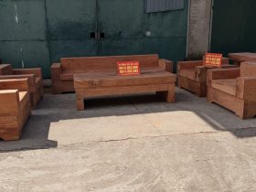 Siêu phẩm bộ sofa chữ U nguyên khối gỗ hương đá