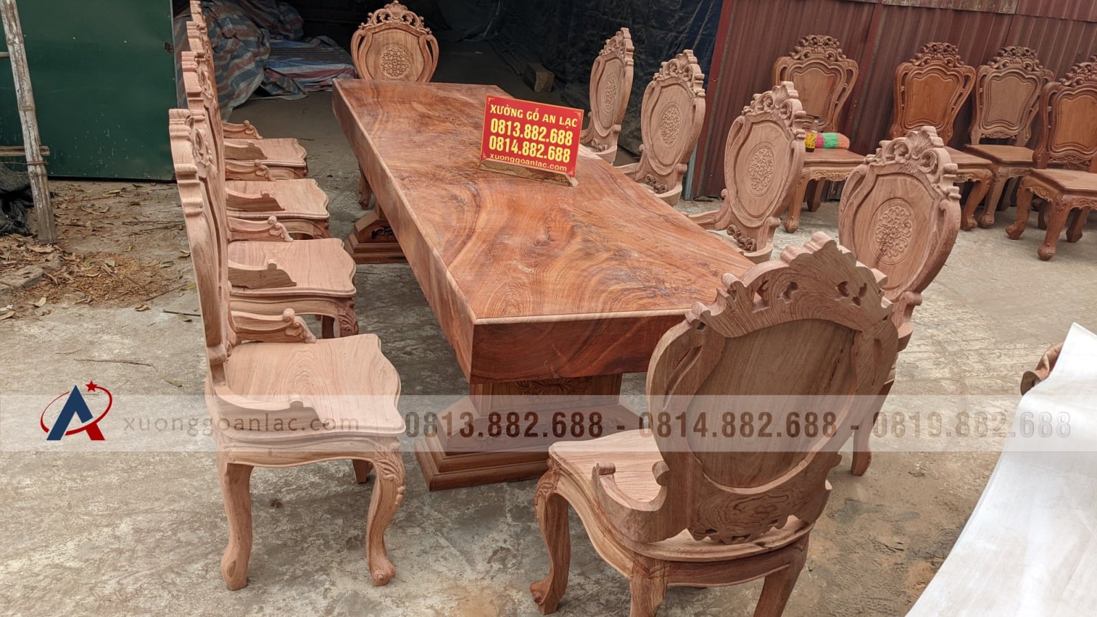Bộ bàn ăn nguyên khối gỗ hương đá 10 ghế louis hoàng gia tân cổ điển siêu vip (Anh Mến, Hà Nam) 24 Siêu vip bàn ăn nguyên khối gỗ hương đá 10 ghế louis hoàng gia tân cổ điển