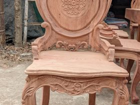 Bộ bàn ăn nguyên khối gỗ hương đá 10 ghế louis hoàng gia tân cổ điển siêu vip (Anh Mến, Hà Nam) 23 ghế hoa lá tây gỗ hương đá