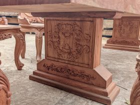Bộ bàn ăn nguyên khối gỗ hương đá 10 ghế louis hoàng gia tân cổ điển siêu vip (Anh Mến, Hà Nam) 16 Sieu vip ban an nguyen khoi go huong da 10 ghe louis hoang gia tan co dien 6