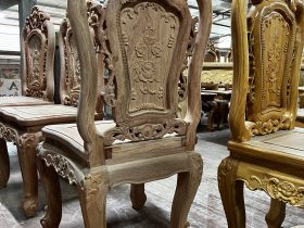 ghế chân tựa liền