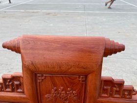 ghế âu á cuốn thư gỗ hương đá