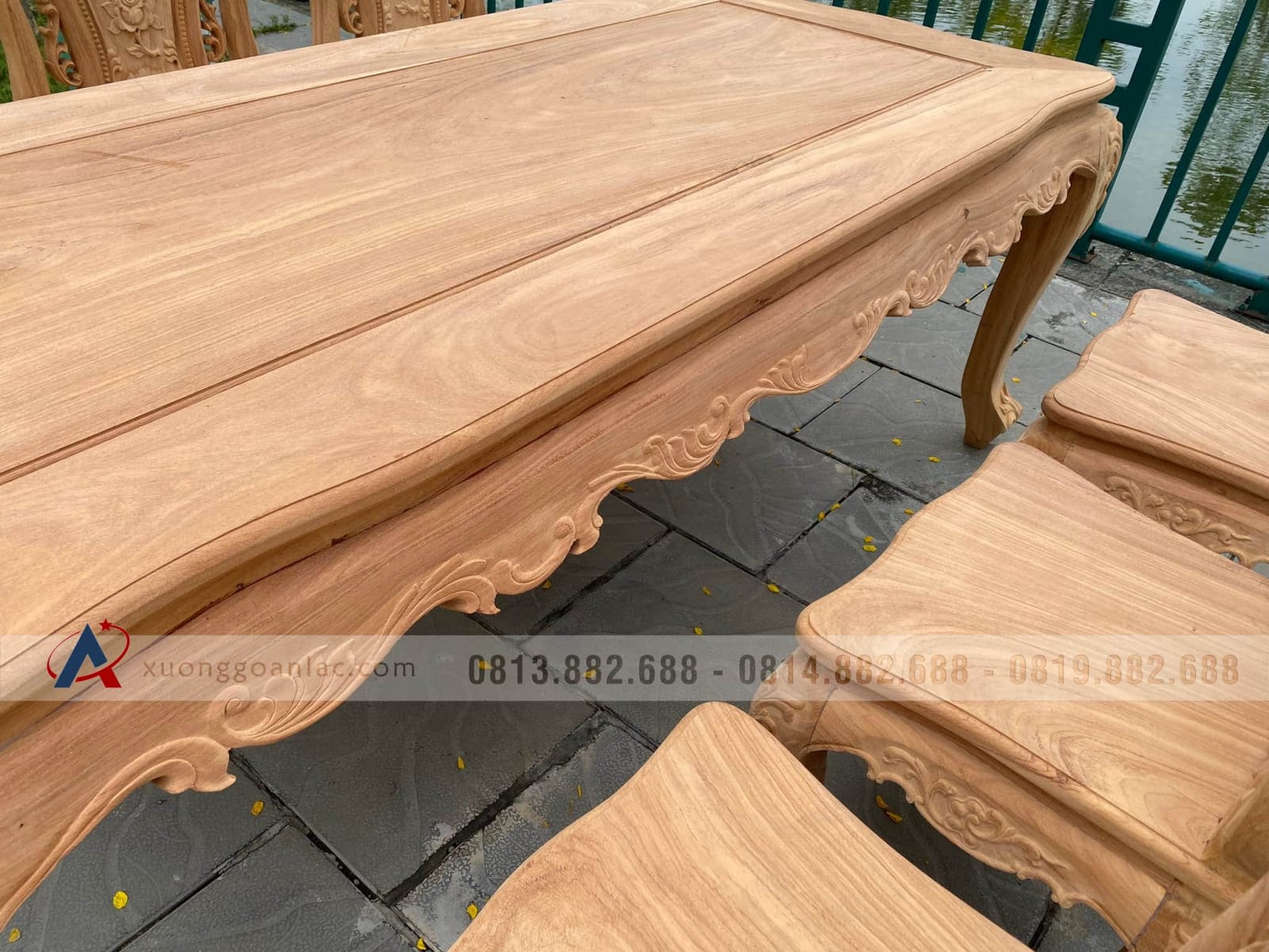 Bộ bàn ăn hoàng gia 6 ghế hoa hồng gỗ gõ đỏ (Anh Hồng, Bắc Giang) 21 bàn ăn gỗ gõ đỏ ghế louis hoa hồng