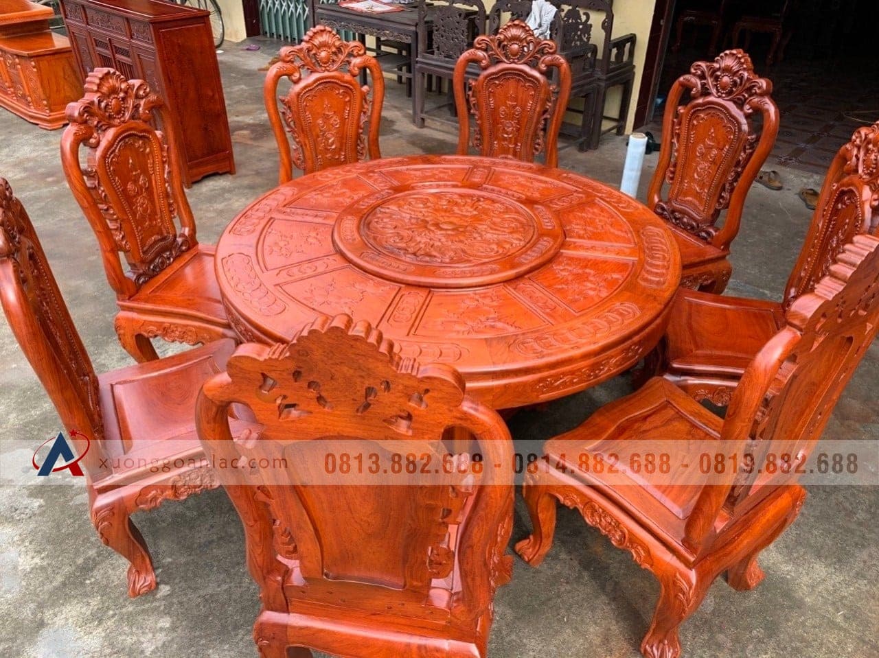 Bộ bàn ăn tròn xoay 8 ghế louis hoa hồng gỗ gõ đỏ cao cấp 5 Bộ bàn ăn tròn xoay 8 ghế louis hoa hồng gỗ gõ đỏ cao cấp - Ảnh 5