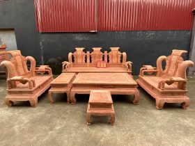 Bàn ghế tần thủy hoàng cột gỗ hương đá