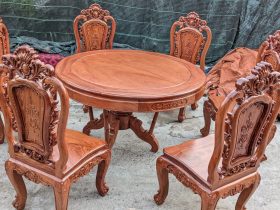 Bộ bàn ăn tròn 6 ghế hoa hồng đục 2 mặt gỗ hương đá (Chị Như, Thái Nguyên) 14 bàn ăn gõ hương đá
