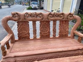 bàn ghé minh quốc đào