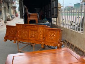 Kệ tivi 2m4 mẫu louis hoàng gia hàng dày dặn gỗ gõ đỏ (Anh Trường, Phú Thọ) 7 Kệ tivi 2m4 mẫu louis hoàng gia