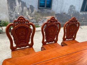 Bộ bàn ăn louis hoàng gia tân cổ điển 6 ghế hồng hạt gỗ hương đá (Anh Hiền, Hà Nội) 12 bàn ăn gỗ hương đá cao cấp