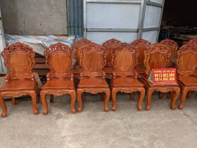 Mẫu ghế ăn gỗ hương đá đục hoa lá tây mặt ván tràn bo cong 8 ghế ăn louis hoa lá tây