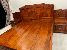 Bàn giao giường phu thê viên mãn gỗ gõ đỏ 1m8x2m 17 giường ngủ gỗ gõ đỏ