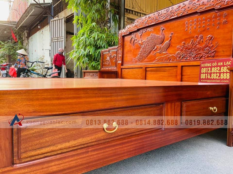 Bàn giao giường phu thê viên mãn gỗ gõ đỏ 1m8x2m 28 Mẫu giường phu thê viên mãn gỗ gõ đỏ