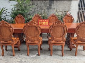 Siêu phẩm bàn ăn gỗ hương đá nguyên khối 10 ghế hàng siêu vân (Chị Sánh, Nam Định) 12 bàn ghế ăn gỗ hương đá nguyên khối