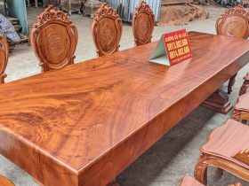 Siêu phẩm bàn ăn gỗ hương đá nguyên khối 10 ghế hàng siêu vân (Chị Sánh, Nam Định) 15 Sieu pham bo ban an go huong da nguyen khoi 10 ghe hang sieu van 7