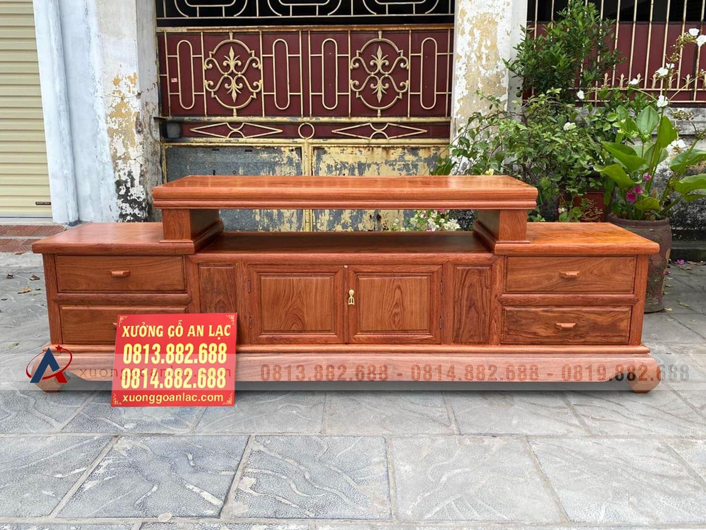Kệ tivi sofa trơn 2m4 gỗ hương đá (chú Thịnh, Hà Nội) 22 Kệ TiVi Sofa Trơn Hương Đá