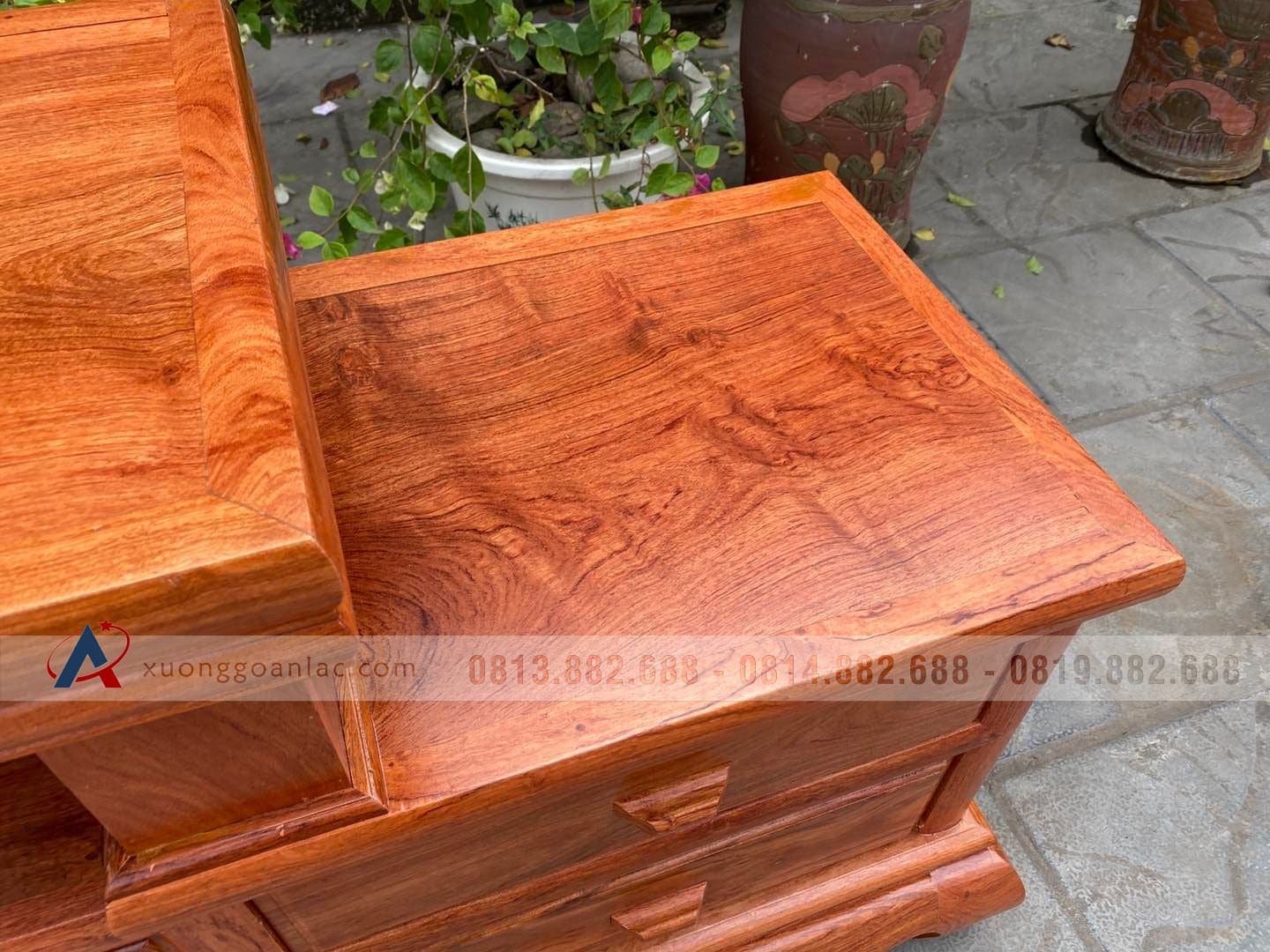 Kệ tivi sofa trơn 2m4 gỗ hương đá (chú Thịnh, Hà Nội) 9 kệ tivi gỗ hương đá