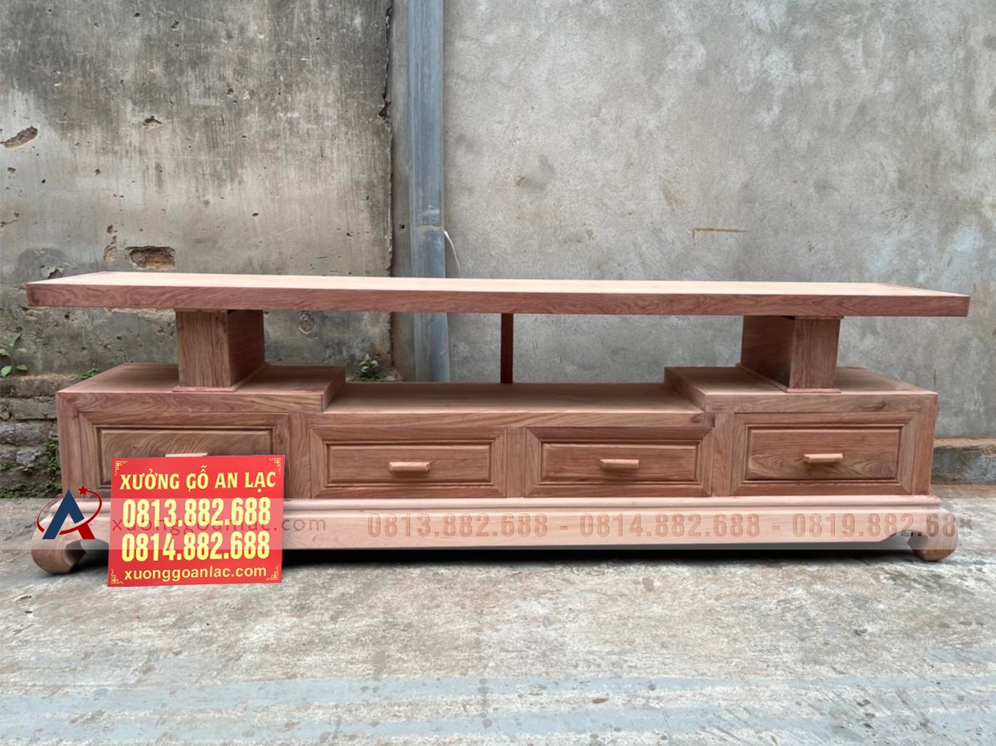 Kệ tivi vát 2m60 gỗ hương đá ván mặt liền tấm (anh Hòa, Thái Nguyên) 10 Kệ TiVi Vát Hương Đá