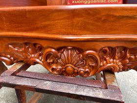 ghế hoàng gia nguyên khối yếm cong