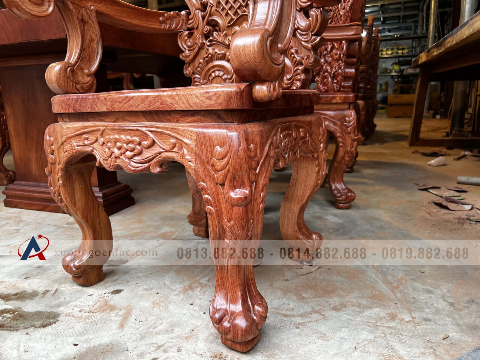 2 bộ bàn ăn nguyên khối 6 ghế hoàng gia vip gỗ hương đá (Anh Tuệ, Hà Tĩnh) 22 2 bộ bàn ăn nguyên khối 6 ghế hoàng gia vip gỗ hương đá (Anh Tuệ, Hà Tĩnh) - Ảnh 22