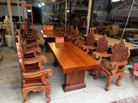 2 bộ bàn ăn nguyên khối 6 ghế hoàng gia vip gỗ hương đá (Anh Tuệ, Hà Tĩnh) 30 2 bo ban an nguyen khoi go Huong Da va ghe Hoang Gia 3