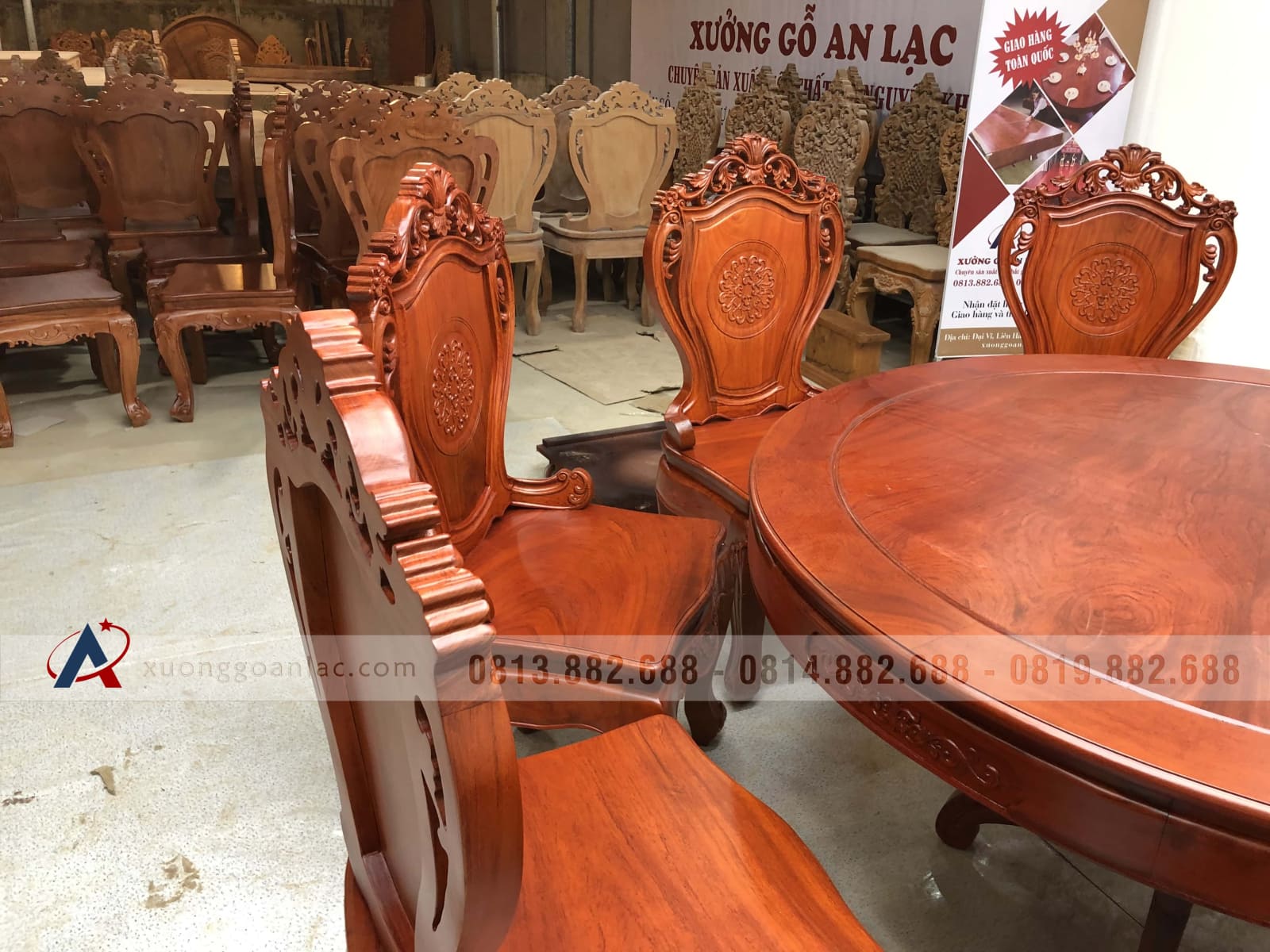 Bộ bàn ăn tròn 8 ghế Louis hoa lá tây gỗ Hương Đá (Bác Thuyết - Gia Lâm, Hà Nội) 14 ghế ăn louis gỗ hương
