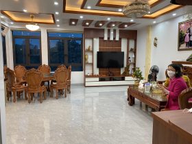 Bộ bàn ăn tròn gỗ hương đá nguyên khối 8 ghế hoa lá tây (Chị Thư, Hải Phòng) 11 bàn ghế ăn gỗ gõ đỏ