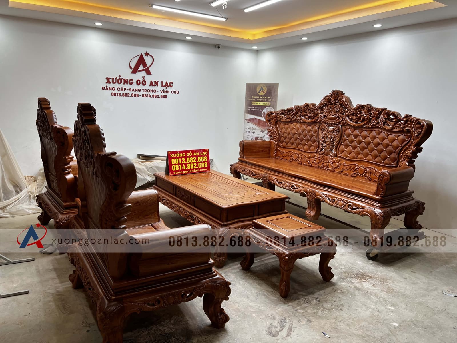 Bàn ghế hoàng gia vách trám khuôn 4 ván 2 gỗ hương đá (anh Đại, Vĩnh Phúc) 4 Bàn ghế hoàng gia vách trám khuôn 4 ván 2 gỗ hương đá (anh Đại, Vĩnh Phúc) - Ảnh 4