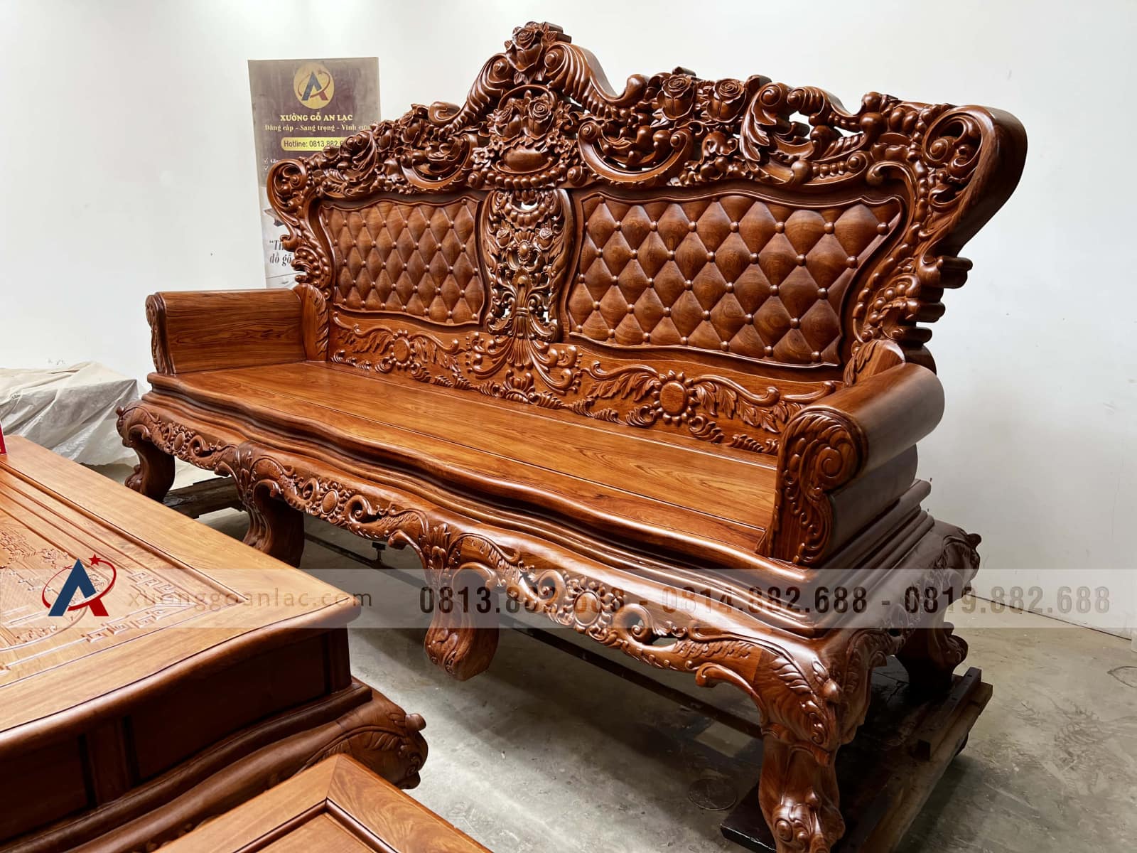 Bàn ghế hoàng gia vách trám khuôn 4 ván 2 gỗ hương đá (anh Đại, Vĩnh Phúc) 46 bộ Hoàng Gia gỗ hương đá cao cấp