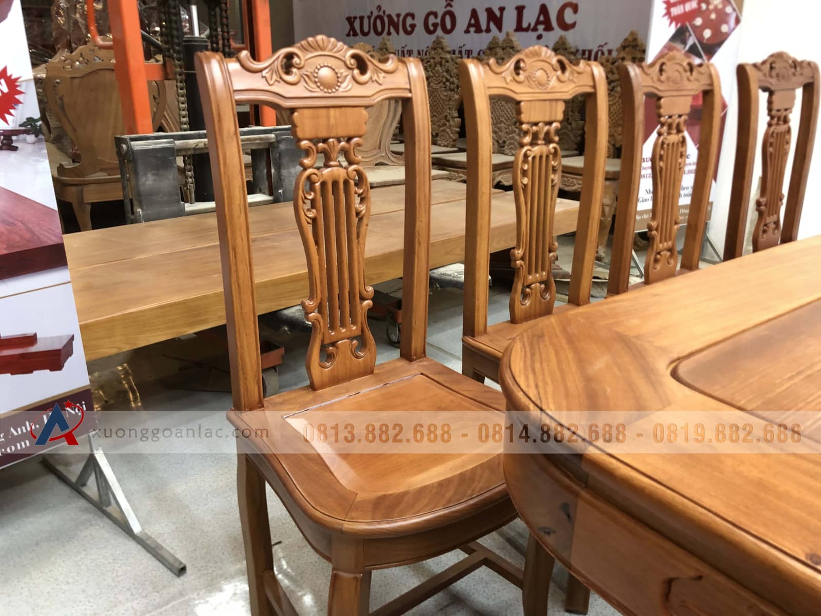 Bộ bàn ăn bầu dục 10 ghế cây đàn gỗ gõ đỏ siêu đẹp (Chị Hoa, Đà Nẵng) 23 bộ 10 ghế ăn cây đàn gỗ gõ đỏ