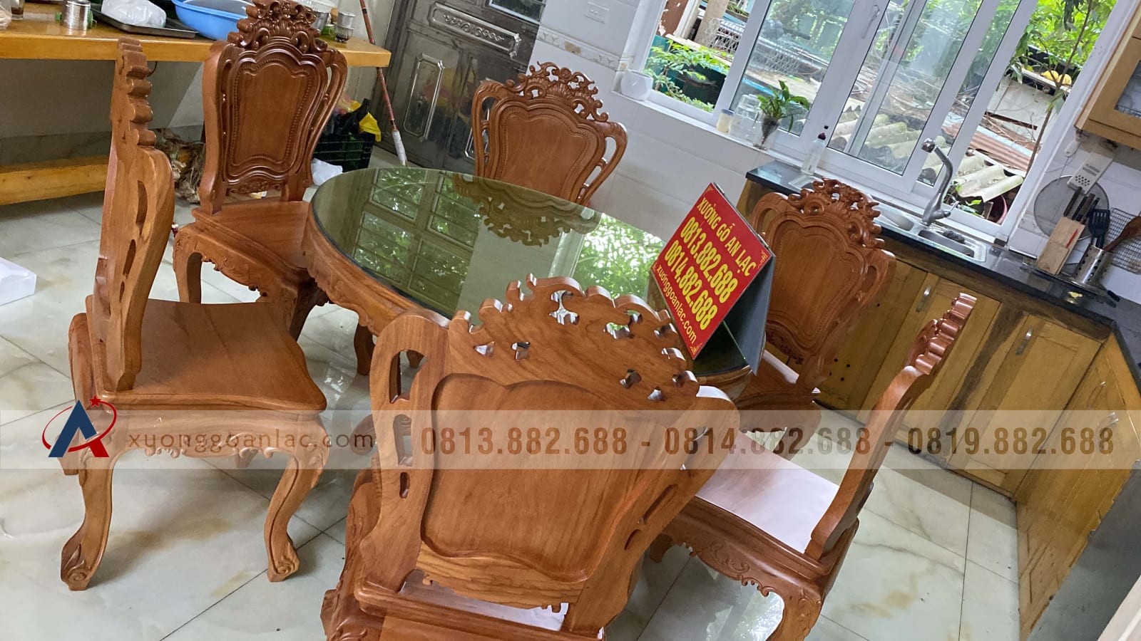 Bộ bàn ăn tròn 6 ghế Louis hoa lan tây gỗ gõ đỏ (Chị Huyền, Gia Lâm, Hà Nội) 15 bàn ăn tròn gỗ gõ đỏ