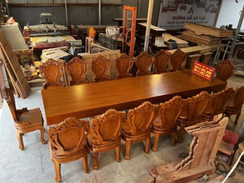 E:\0 đã gửi\Bàn Ăn\Bộ bàn ghế ăn nguyên khối 16 ghế gõ đỏ