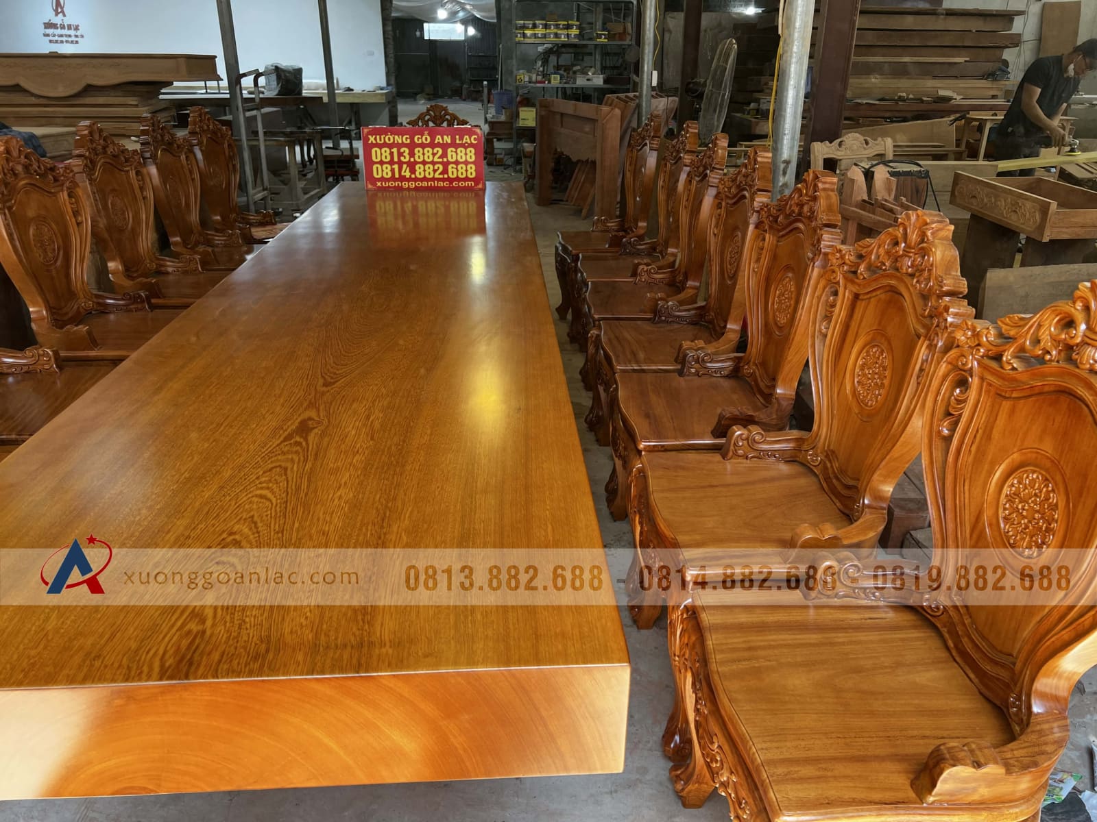 Bộ bàn ghế ăn nguyên khối 16 ghế louis có tay gỗ gõ đỏ (Anh Đồng, Hồ Chí Minh) 6 bàn ăn nguyên khối vip