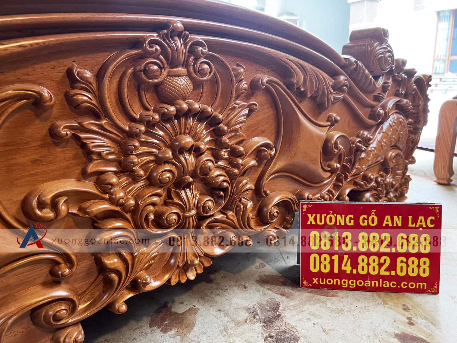 Giường Hoàng Gia hoa Lan Tây gỗ gõ đỏ (anh Vượng, Quảng Ninh) 7 Giường Hoàng Gia hoa Lan Tây gỗ gõ đỏ (anh Vượng, Quảng Ninh) - Ảnh 7