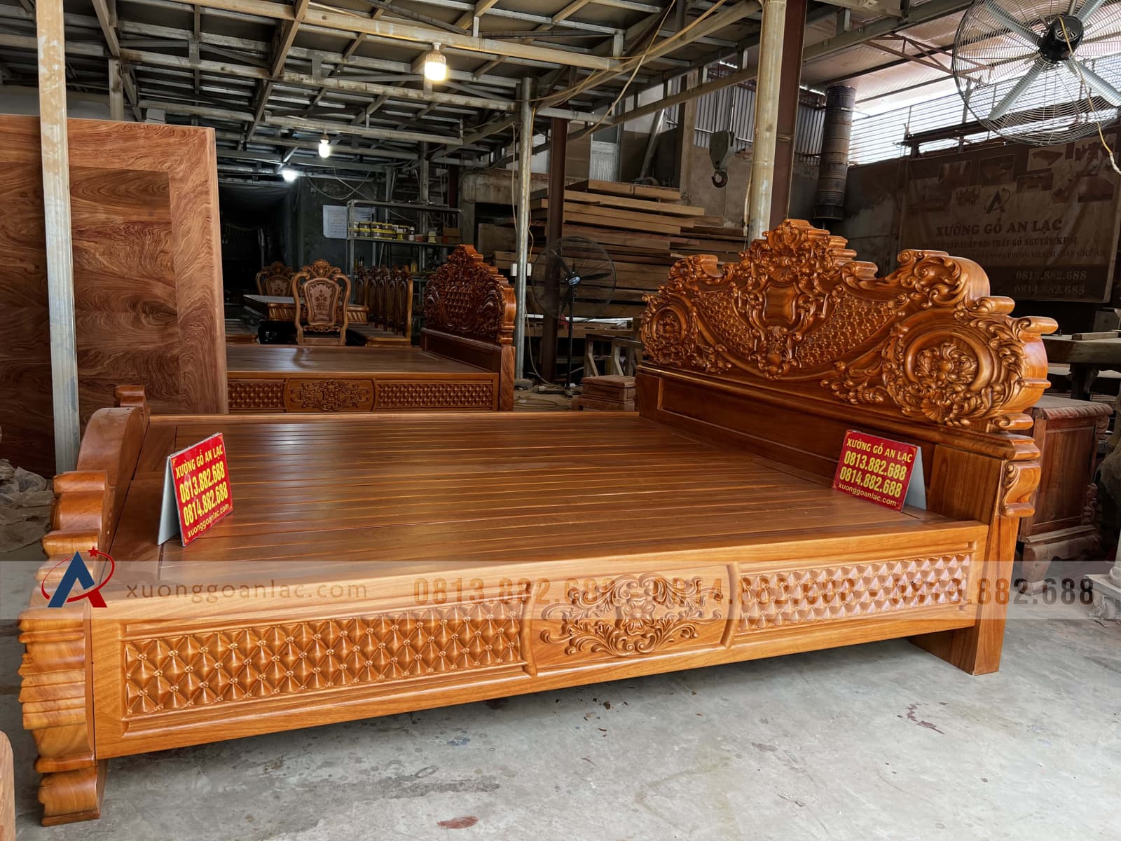 Giường Hoàng Gia hoa Lan Tây gỗ gõ đỏ (anh Vượng, Quảng Ninh) 28 giường ngủ gỗ gõ đỏ cao cấp