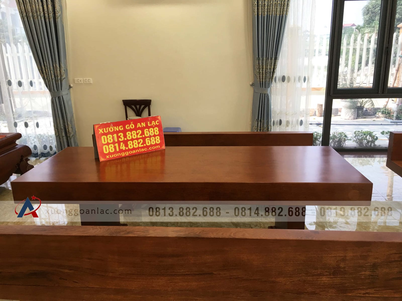 Bộ bàn ghế K3 có tựa 240x90x16cm gỗ gõ đỏ (Bác Thành, Hà Nam) 2 Bộ bàn ghế K3 có tựa 240x90x16cm gỗ gõ đỏ (Bác Thành, Hà Nam) - Ảnh 2