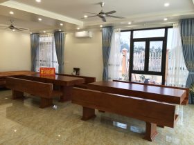 Bộ bàn ghế K3 có tựa 240x90x16cm gỗ gõ đỏ (Bác Thành, Hà Nam) 18 bàn ghế k3 gỗ gõ đỏ Nam Phi cao cấp