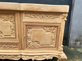 Kệ tivi Hoàng Gia Louis 2m4 nguyên khối gỗ Gõ Đỏ Nam Phi (anh Quân, Khánh Hòa) 18 kệ tivi gỗ gõ đỏ mẫu hoàng gia nguyên khối