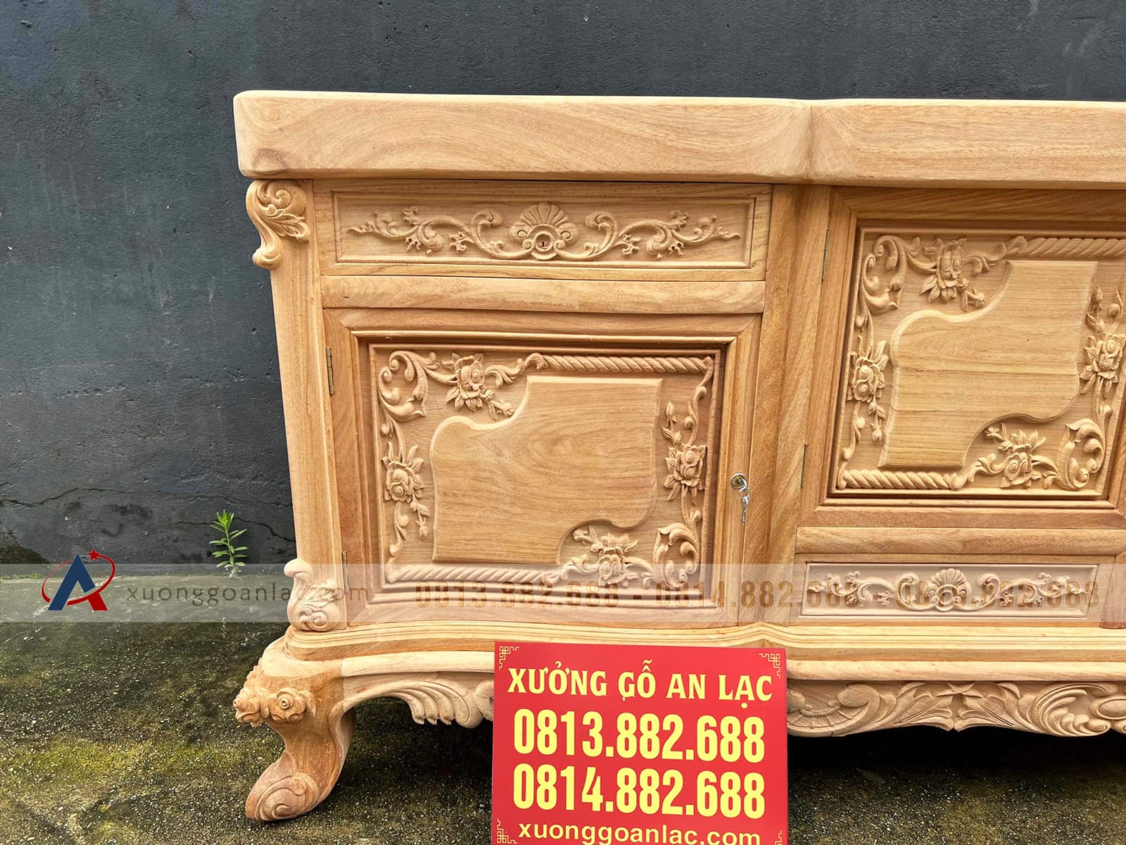 Kệ tivi Hoàng Gia Louis 2m4 nguyên khối gỗ Gõ Đỏ Nam Phi (anh Quân, Khánh Hòa) 26 kệ tivi hoàng gia nguyên khối
