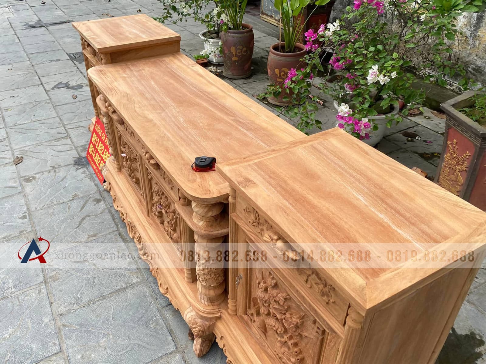Kệ tivi cột nho vip đục tay 100% 2m4 gỗ gõ đỏ (anh Thập, Thái Bình) 38 kệ tivi cột nho con sóc gỗ gõ đỏ