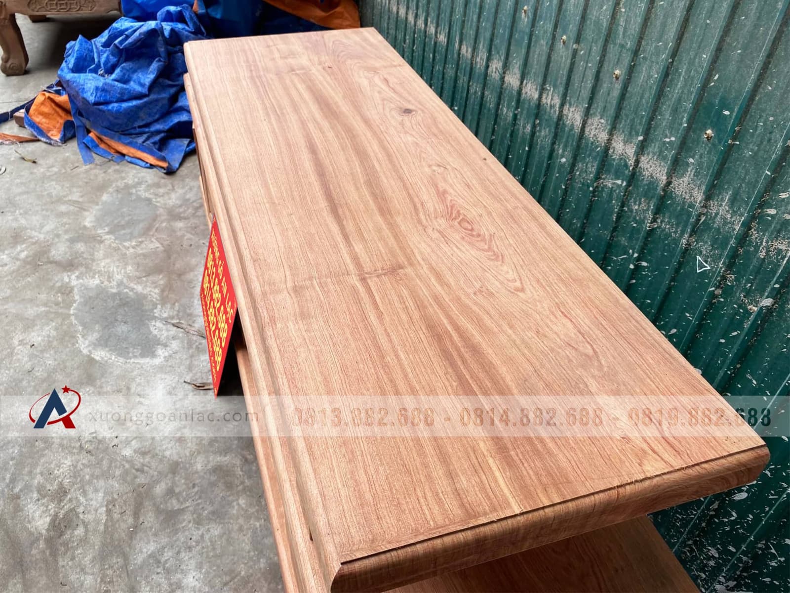 Kệ tivi sofa 2m4 Nguyên Khối gỗ Hương Đá (anh Thân, Thanh Hóa) 4 Kệ tivi sofa 2m4 Nguyên Khối gỗ Hương Đá (anh Thân, Thanh Hóa) - Ảnh 4