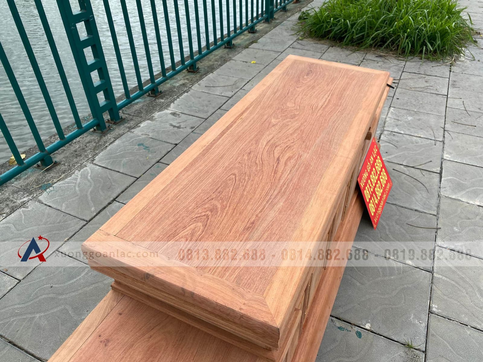 Kệ tivi gỗ hương đá trơn nguyên mộc (anh Hội, Phú Thọ) 21 kệ tivi gỗ hương đá