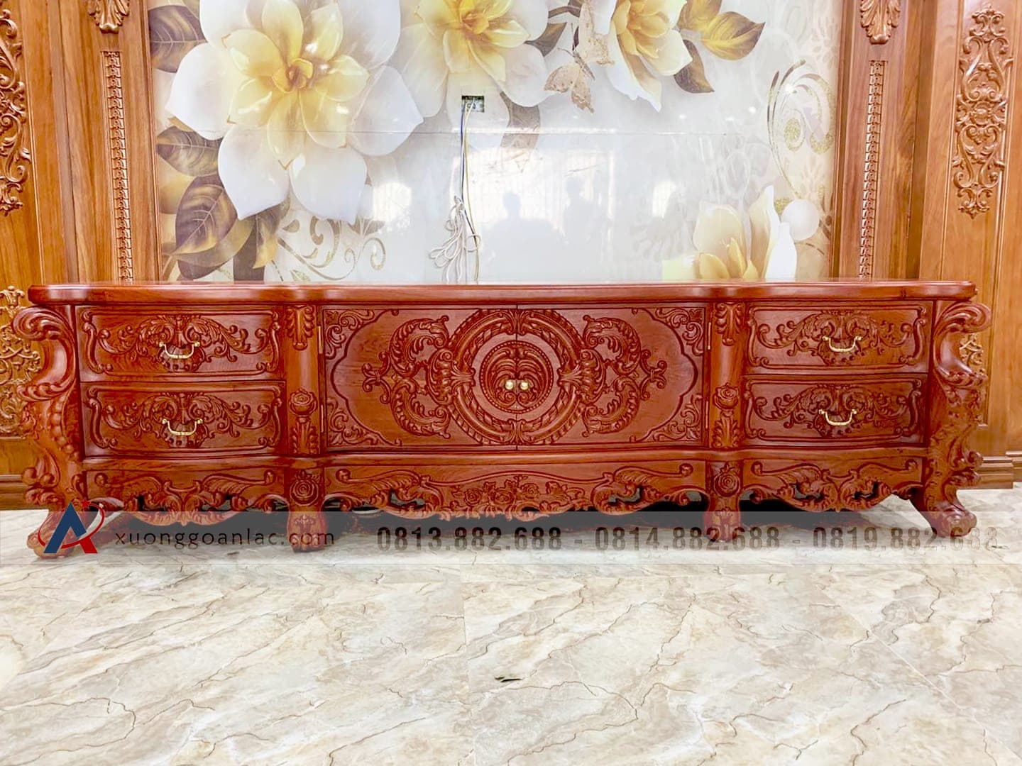 Kệ tivi Hoàng Gia nguyên khối gỗ Hương đá tuyển chọn (anh Phúc, Quảng Nam) 22 kệ tivi gỗ hương đá