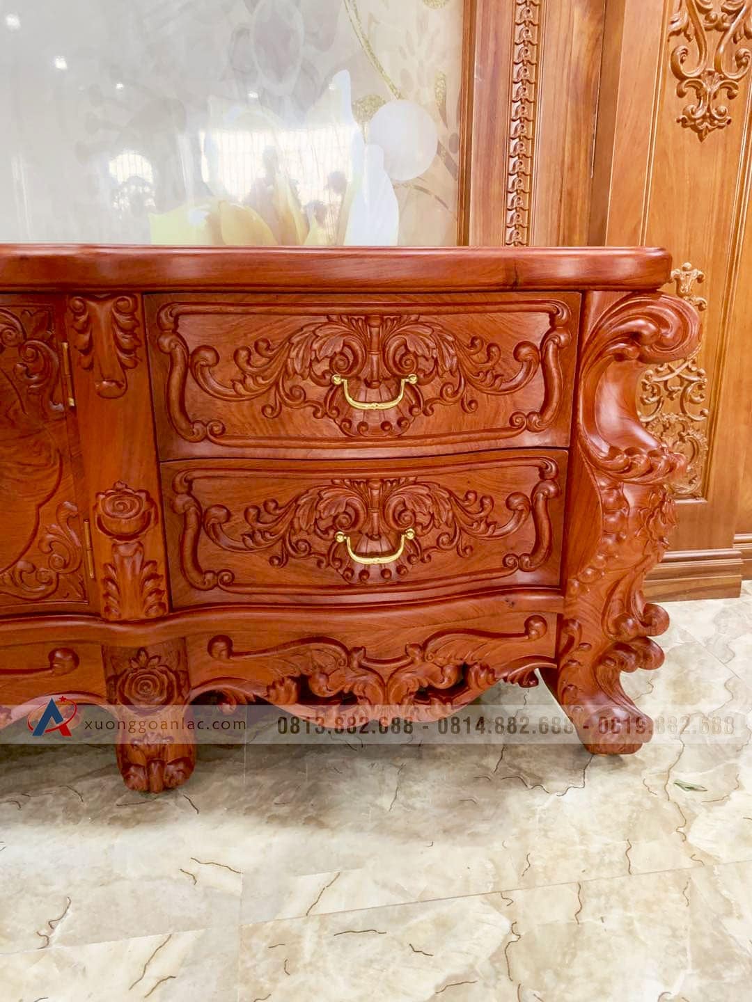 Kệ tivi Hoàng Gia nguyên khối gỗ Hương đá tuyển chọn (anh Phúc, Quảng Nam) 7 Kệ tivi Hoàng Gia nguyên khối gỗ Hương đá tuyển chọn (anh Phúc, Quảng Nam) - Ảnh 7
