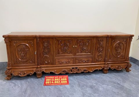 Kệ tivi 2m4 mẫu đục hoa hồng