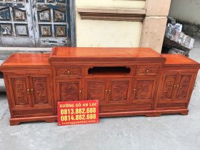 Kệ tivi mõ lồi 2m4 gỗ hương đá đục tứ quý