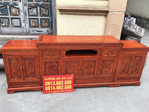 Kệ tivi mõ lồi 2m4 gỗ hương đá đục tứ quý