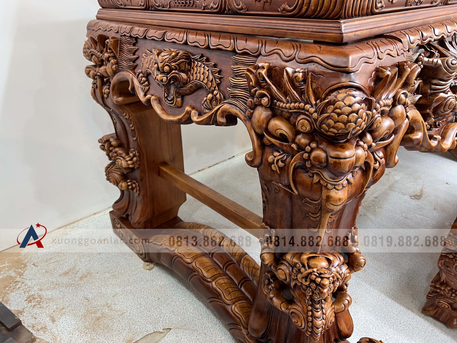 Sập thờ Tứ Linh chân 25 gỗ gõ đỏ giao Bắc Giang 11 Sập thờ Tứ Linh chân 25 gỗ gõ đỏ giao Bắc Giang - Ảnh 11