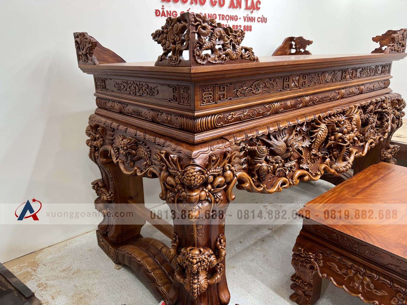 Sập thờ Tứ Linh chân 25 gỗ gõ đỏ giao Bắc Giang 14 Sập thờ Tứ Linh chân 25 gỗ gõ đỏ giao Bắc Giang - Ảnh 14