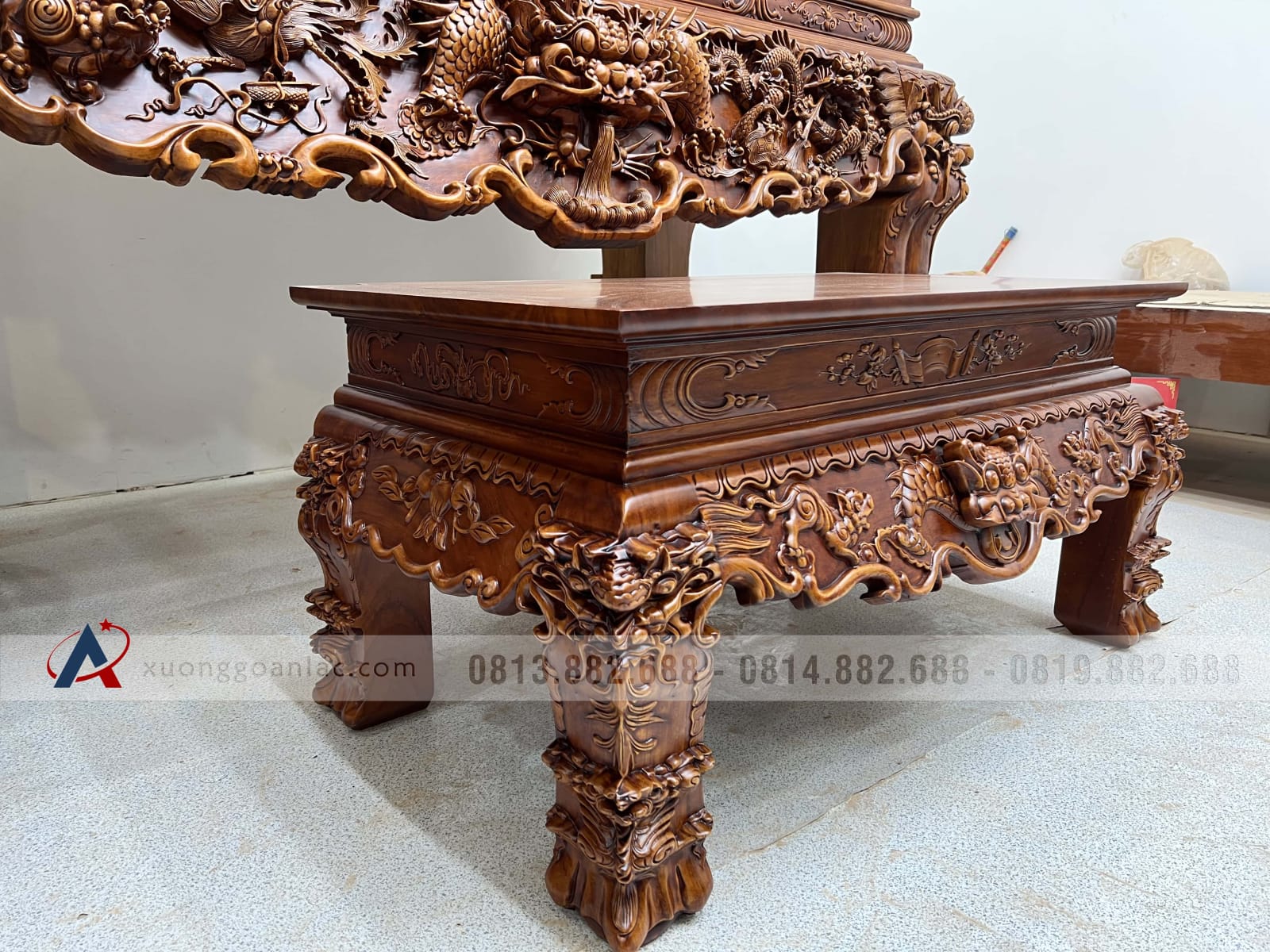 Sập thờ Tứ Linh chân 25 gỗ gõ đỏ giao Bắc Giang 78 bàn cơm gỗ gõ đỏ đục tứ linh